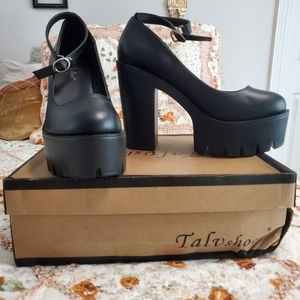 Black platform Mary Jane heels